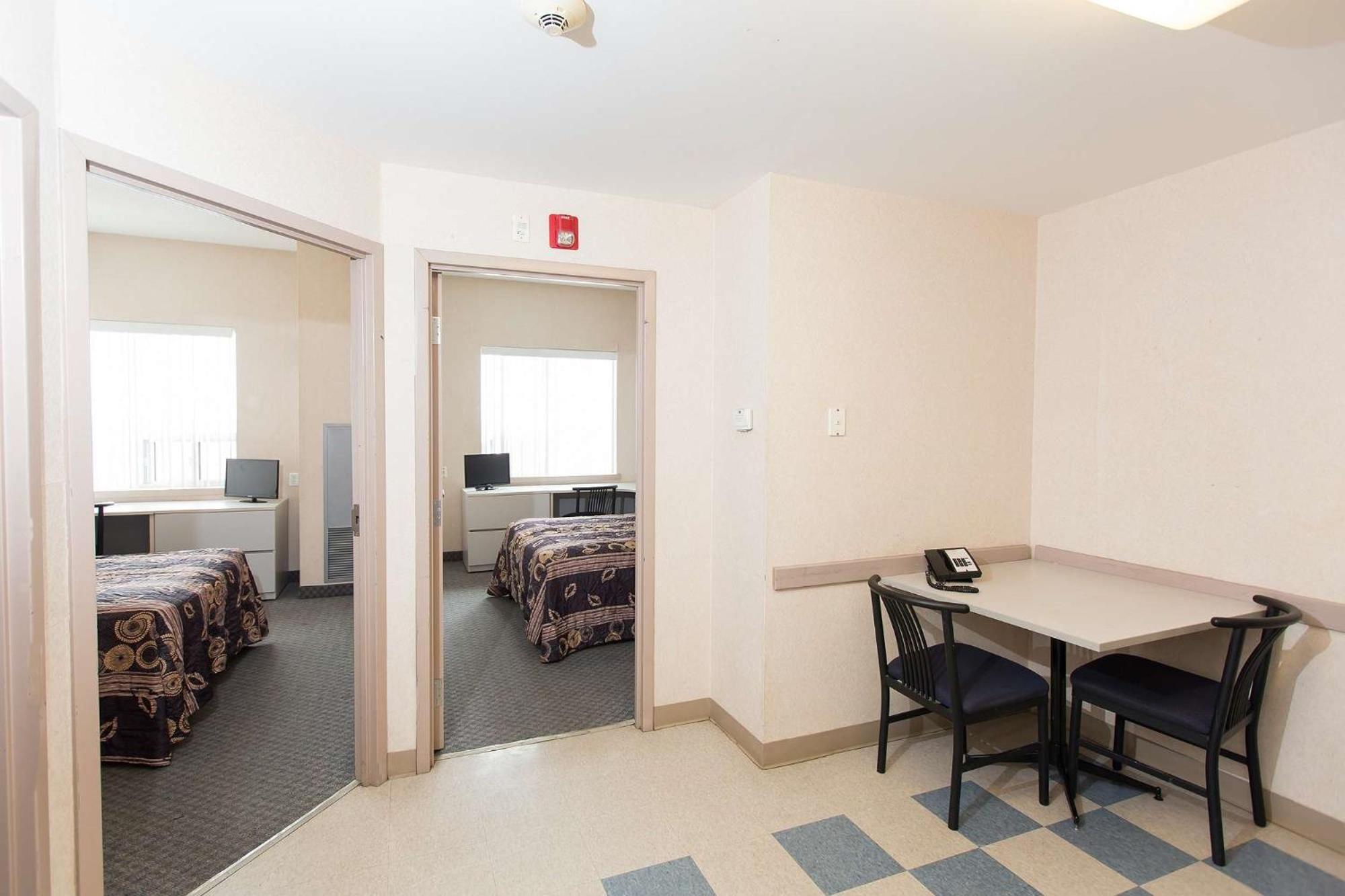Residence & Conference Centre - Kitchener-Waterloo Esterno foto